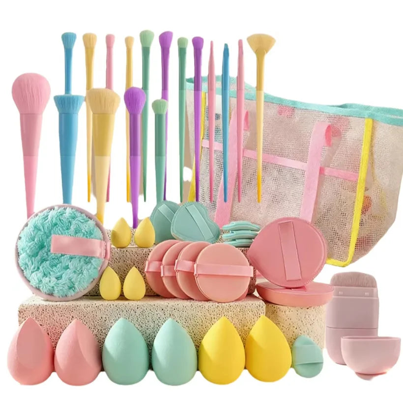 42Pcs Colorful Makeup Tools Set with Brushes Sponges Powder Puff Portable Travel Cosmetic Bag Beauty Kit for Beginners
